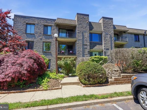 265 E VILLAGE ROAD , HOLLAND, PA 18966