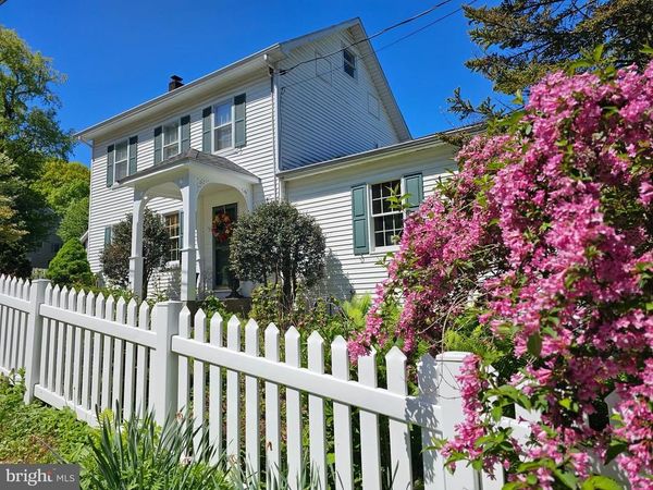 180 GAFFNEY HILL ROAD, EASTON, PA 18042