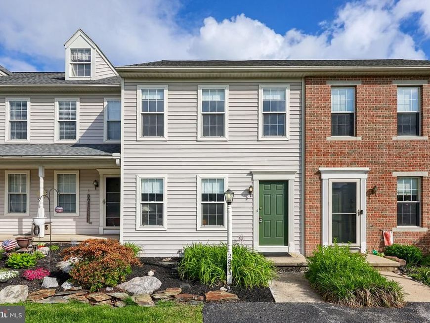 2833 Woodmont Drive , York, PA 17404 Main Photo
