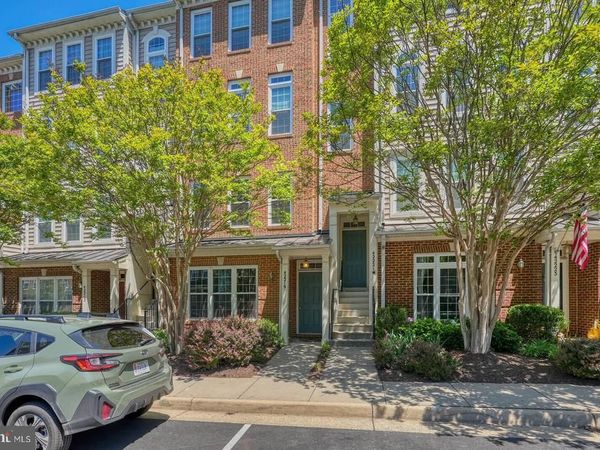 42219 BLACK ROCK TERRACE , ALDIE, VA 20105
