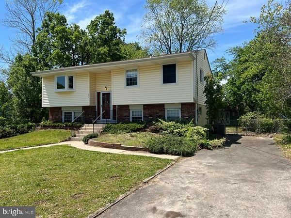 304 BLACKFOOT TRAIL, BROWNS MILLS, NJ 08015
