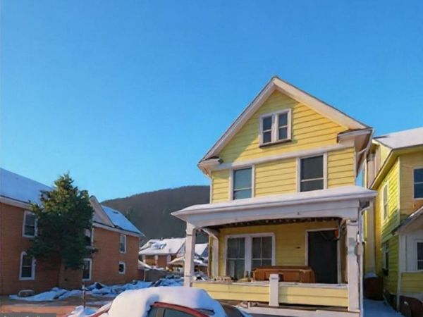 148 SUSQUEHANNA AVENUE, RENOVO, PA 17764