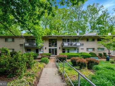 7717 DONNYBROOK COURT, Unit 103, ANNANDALE, VA 22003