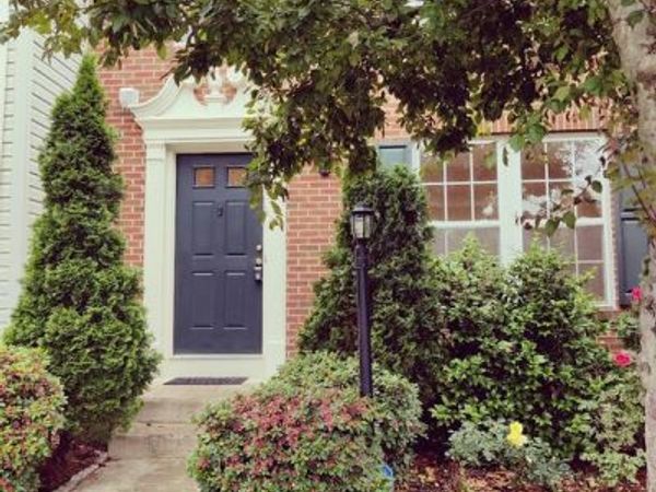 211 SHIRLEY SQUARE SE, LEESBURG, VA 20175