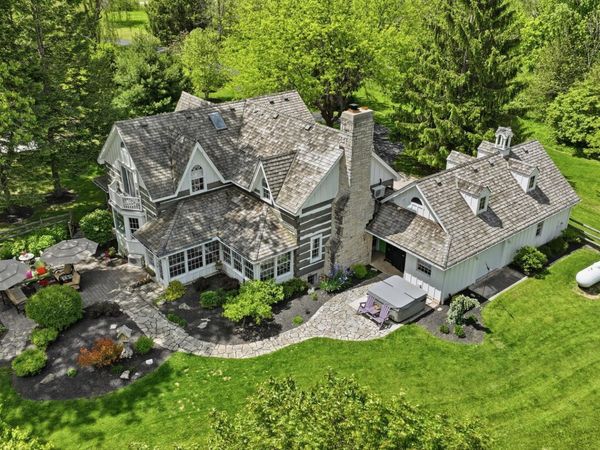 8201 Heller Road, Whitehouse, OH 43571