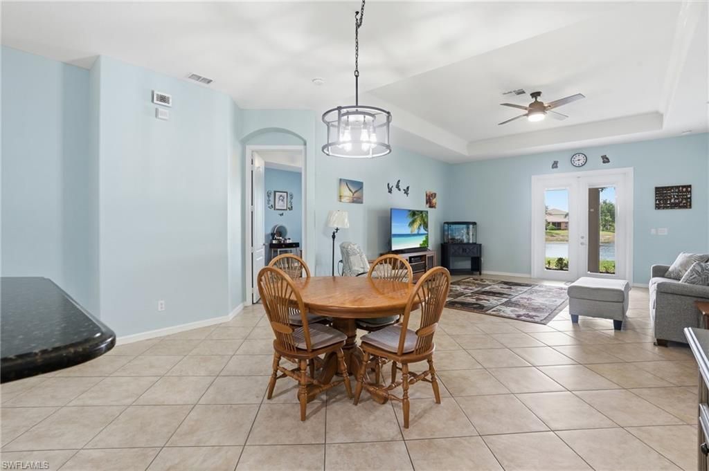 1121 Amber Lake Ct, Cape Coral, FL 33909 Photo