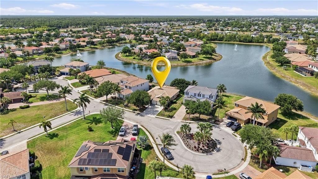 1121 Amber Lake Ct, Cape Coral, FL 33909 Photo
