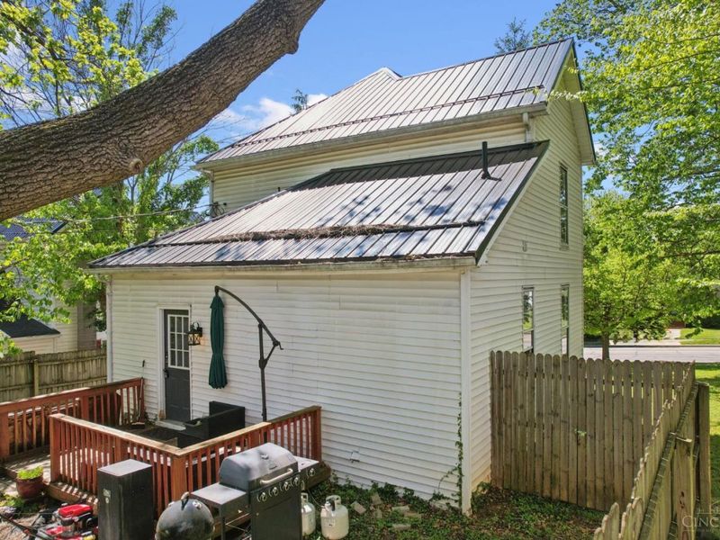340 S East Street, Hillsboro, OH 45133 Photo 21