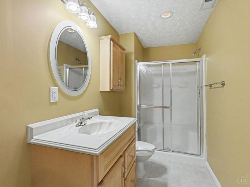 4716 Oakview Court, Liberty Township, OH 45011 Photo 32
