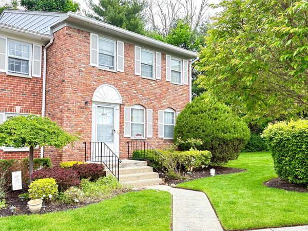 459 Hopi Court , Suffern, NY 10901