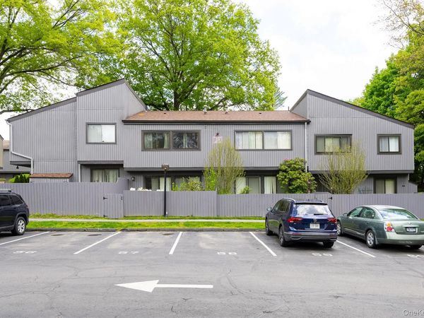 2304 Magnolia Walk , Poughkeepsie, NY 12603