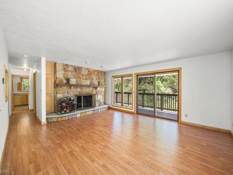 4960 W Lagoon Road, West Farmington, OH 44491 Photo 5