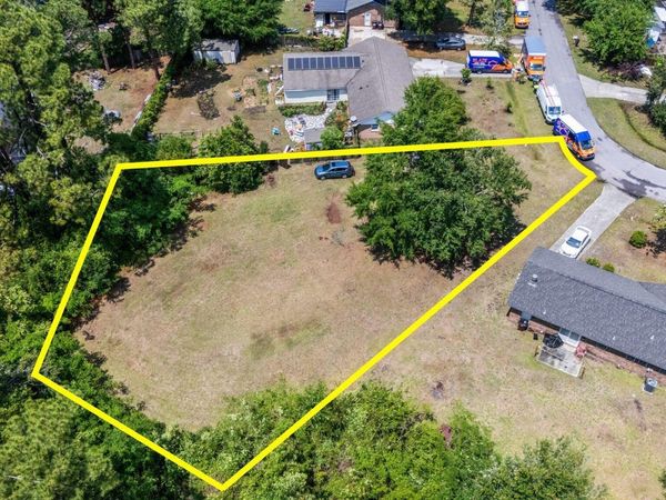 4614 Lord Elkins Road, Wilmington, NC 28405