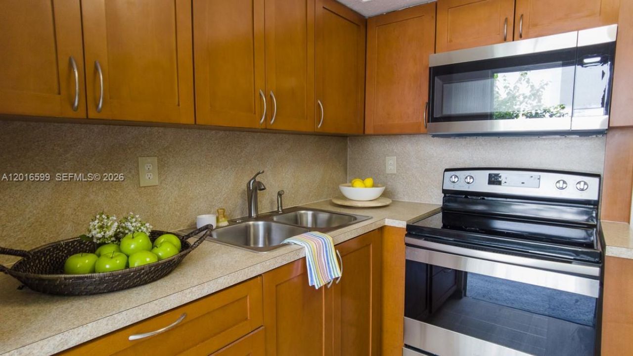1821 Jefferson Ave , Unit 106, Miami Beach, FL 33139 Photo