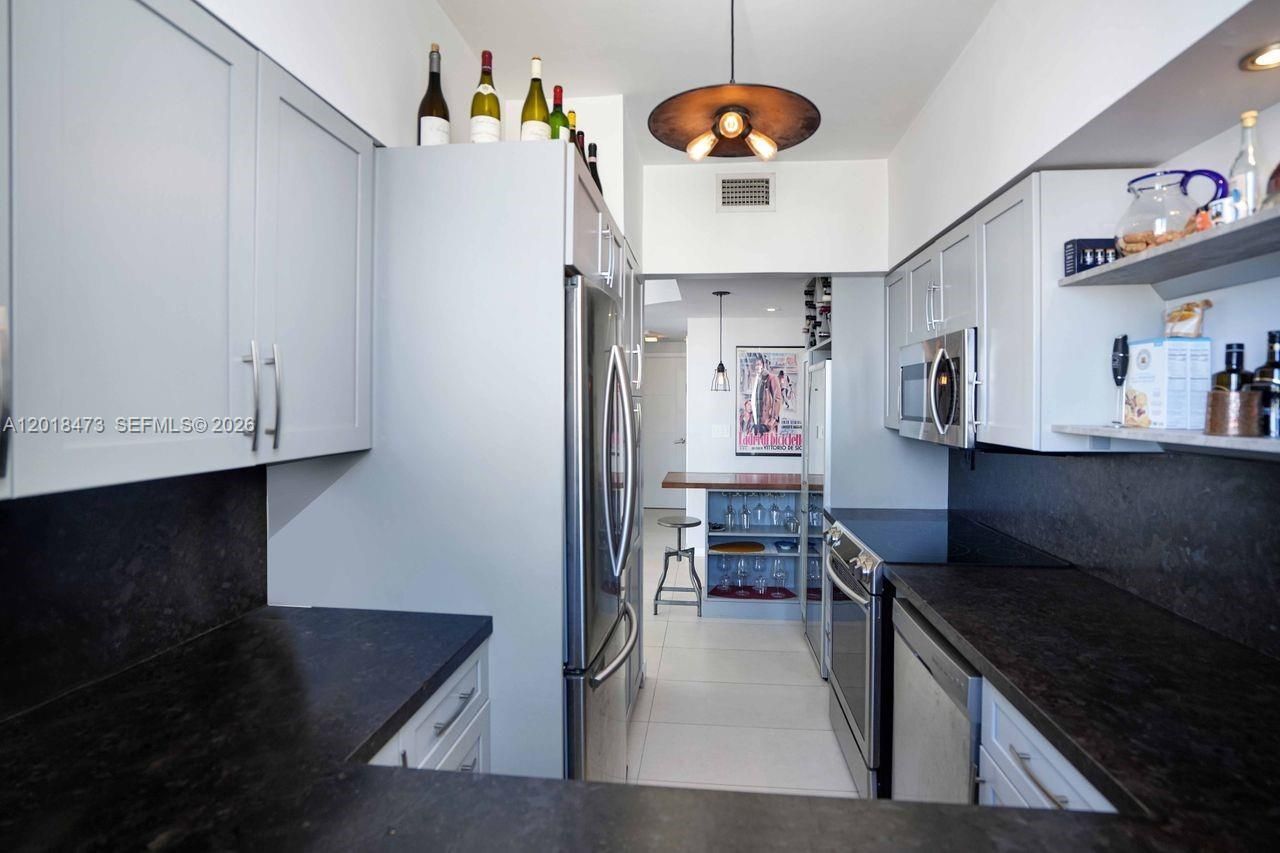 1621 Bay Rd , Unit PH1, Miami Beach, FL 33139 Photo