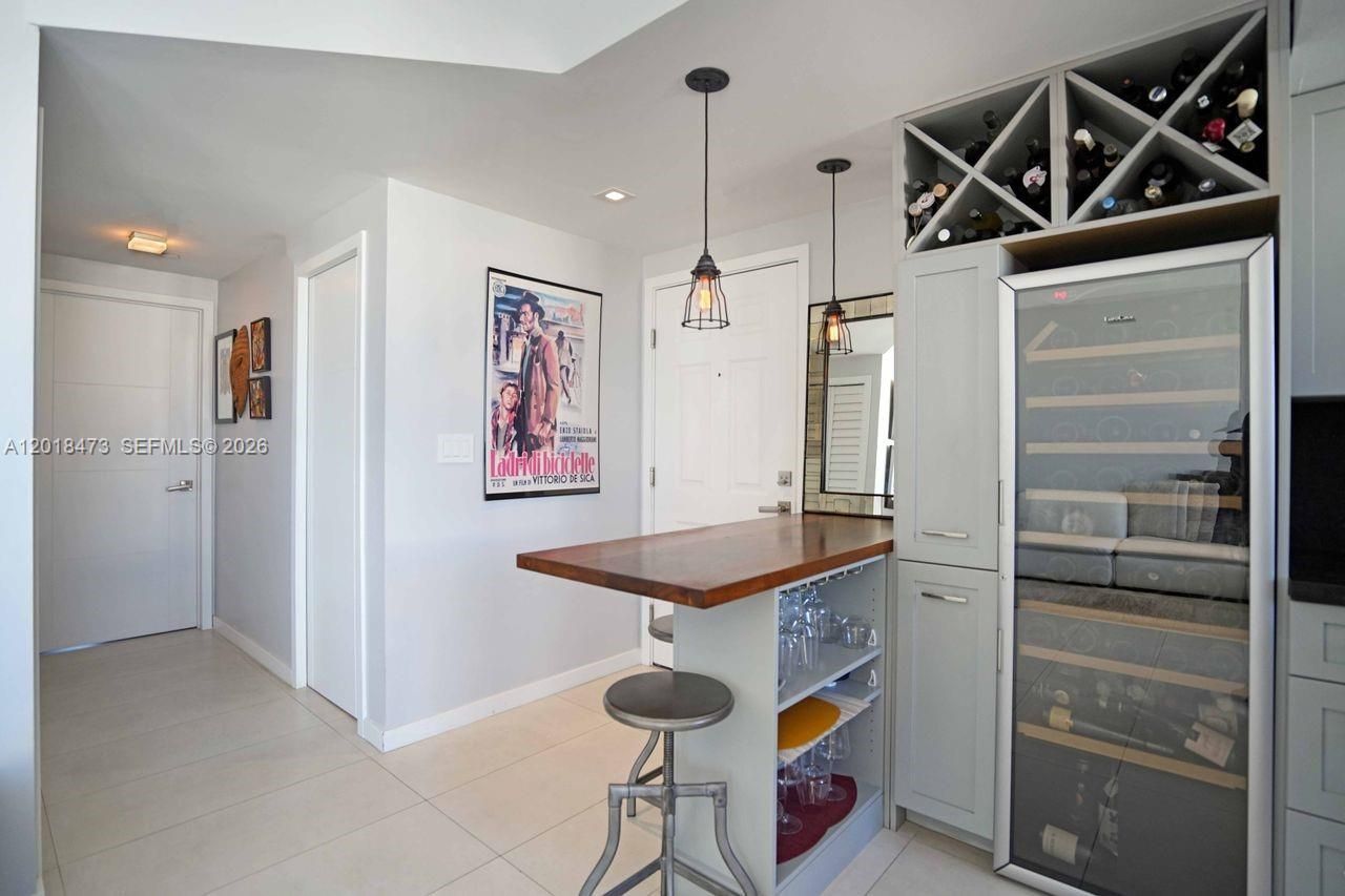 1621 Bay Rd , Unit PH1, Miami Beach, FL 33139 Photo