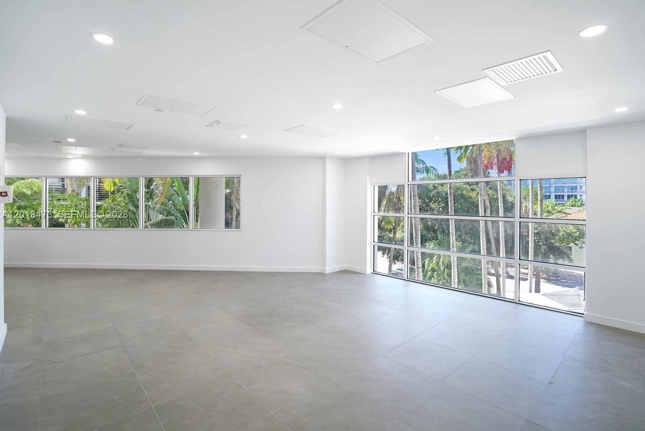 1621 Bay Rd , Unit PH1, Miami Beach, FL 33139 Photo