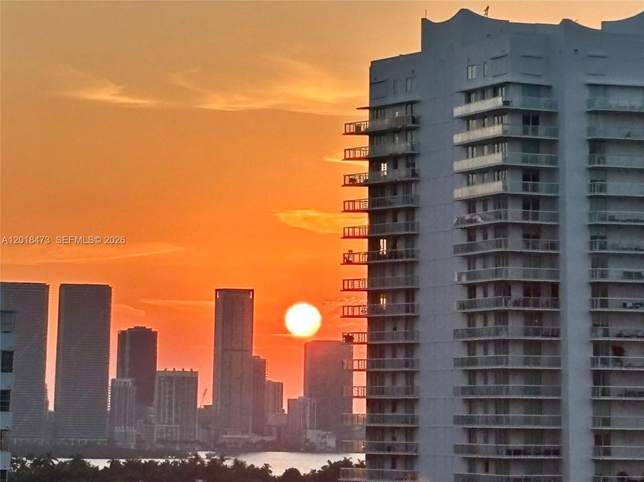 1621 Bay Rd , Unit PH1, Miami Beach, FL 33139 Photo