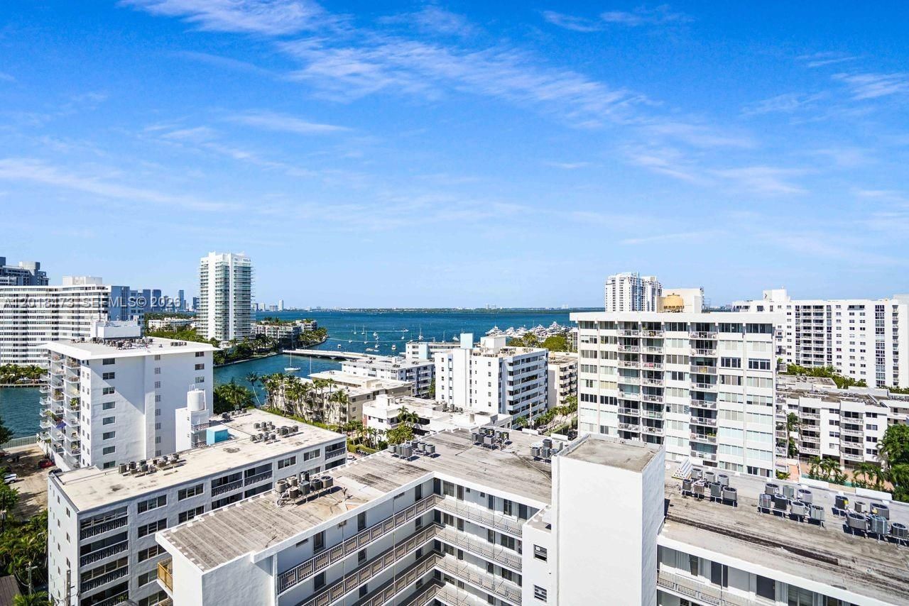 1621 Bay Rd , Unit PH1, Miami Beach, FL 33139 Photo