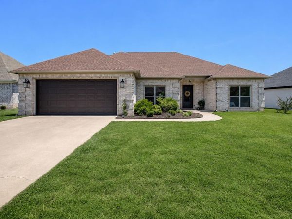 15 River Cliff Drive , Mayflower, AR 72106