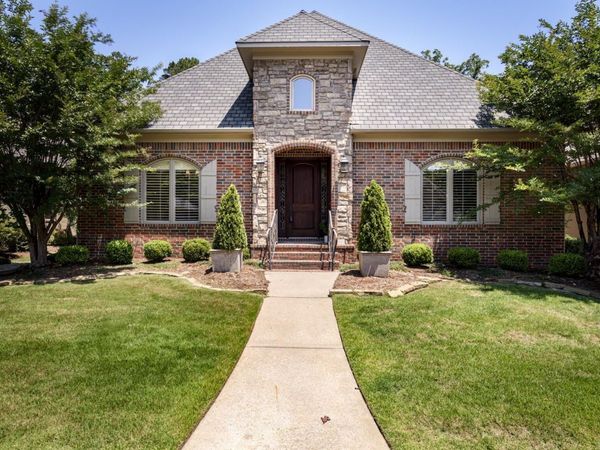 61 QUERCUS CIRCLE , Little Rock, AR 72223