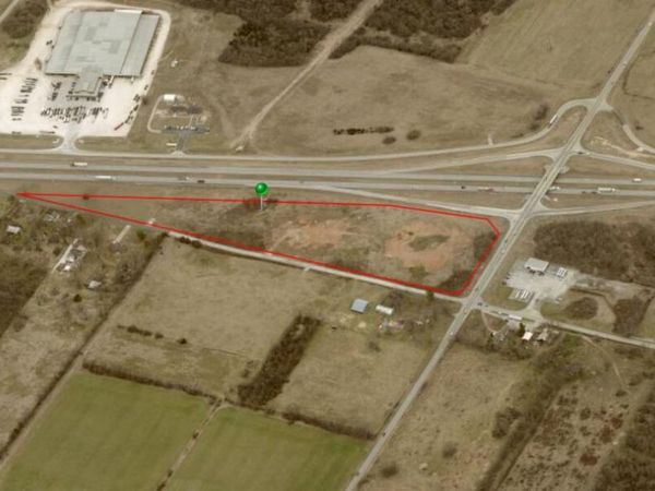 6700 W Farm Road 140, Springfield, MO 65802