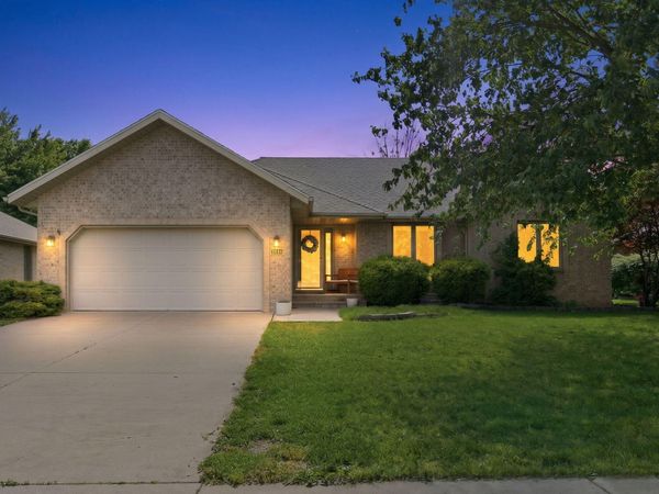 3664 S Swan Avenue , Springfield, MO 65807