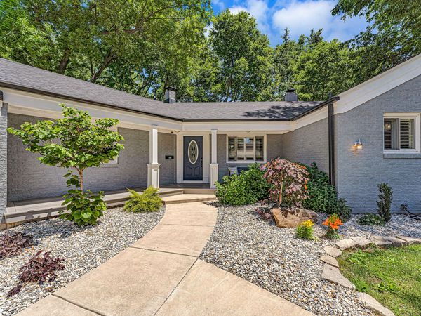 1160 S Holland Avenue , Springfield, MO 65807