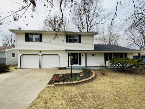417 N Lone Pine Avenue , Springfield, MO 65802