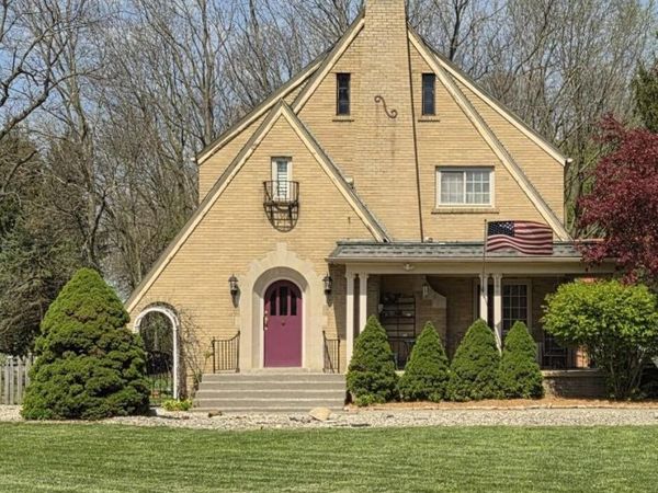 9856 S River Road , Waterville, OH 43566