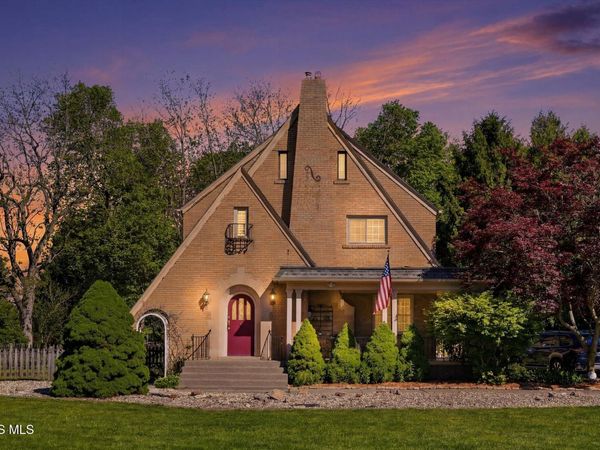 9856 S River Road , Waterville, OH 43566