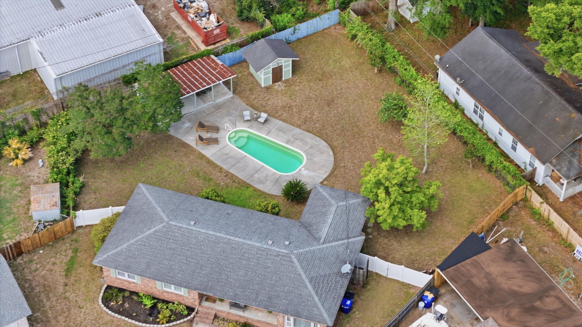 1246 Honeysuckle Lane Photo 32