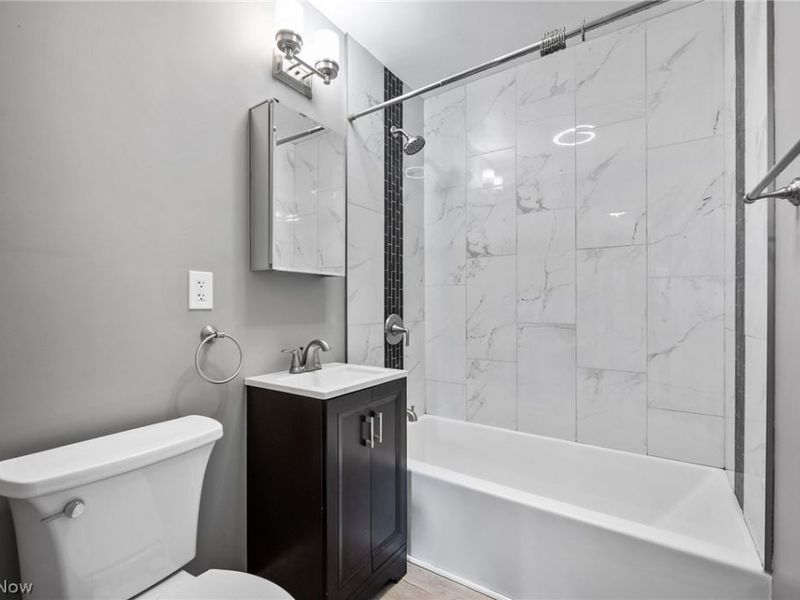 468 E 305th Street, Willowick, OH 44095 Photo 11