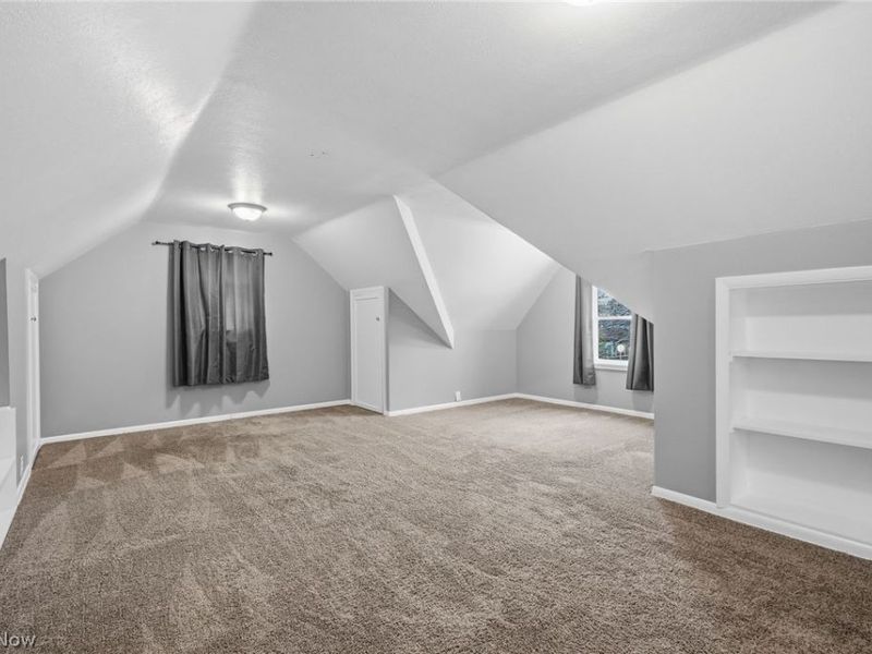 468 E 305th Street, Willowick, OH 44095 Photo 13