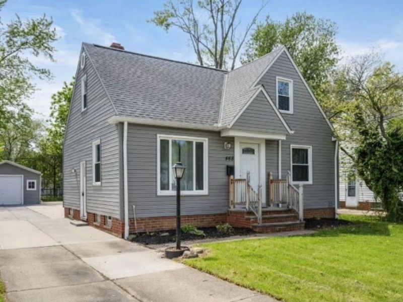 468 E 305th Street, Willowick, OH 44095 Photo 2