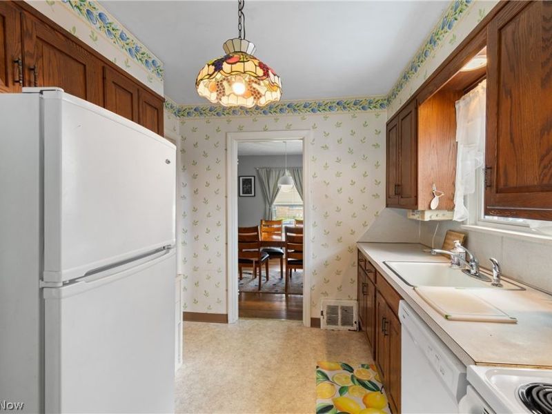 2525 Beverly Avenue, Akron, OH 44312 Photo 15