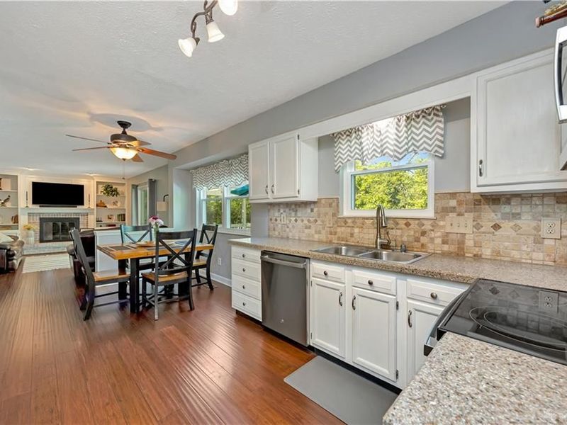 6261 Lindsey Court, Liberty Township, OH 45044 Photo 2