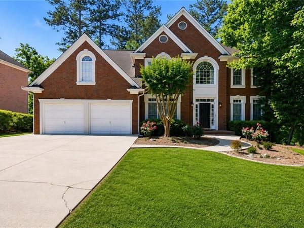 2046 Kinsmon Drive , Marietta, GA 30062