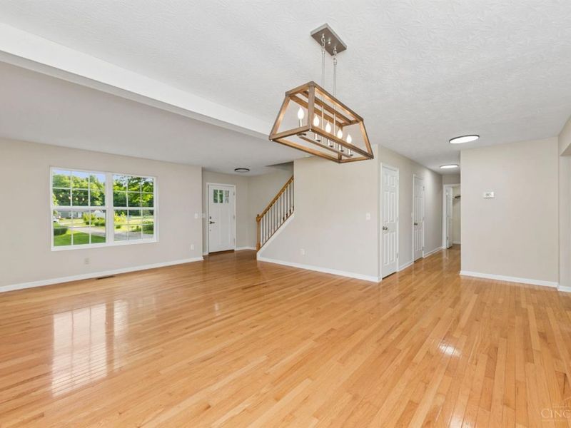 1025 Bucktown Trail, Jackson Twp, OH 45176 Photo 8