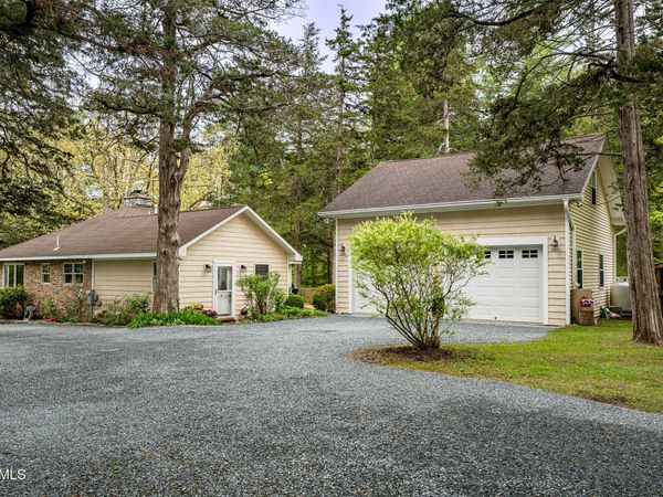 431 Onesquethaw Creek Road, Feura Bush, NY 12067