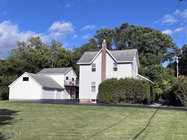 847 Maple Hill Road, Castleton, NY 12033