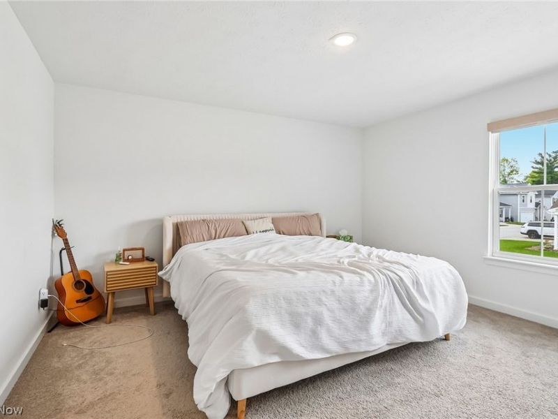 572 Auld Farm Circle, Akron, OH 44320 Photo 14