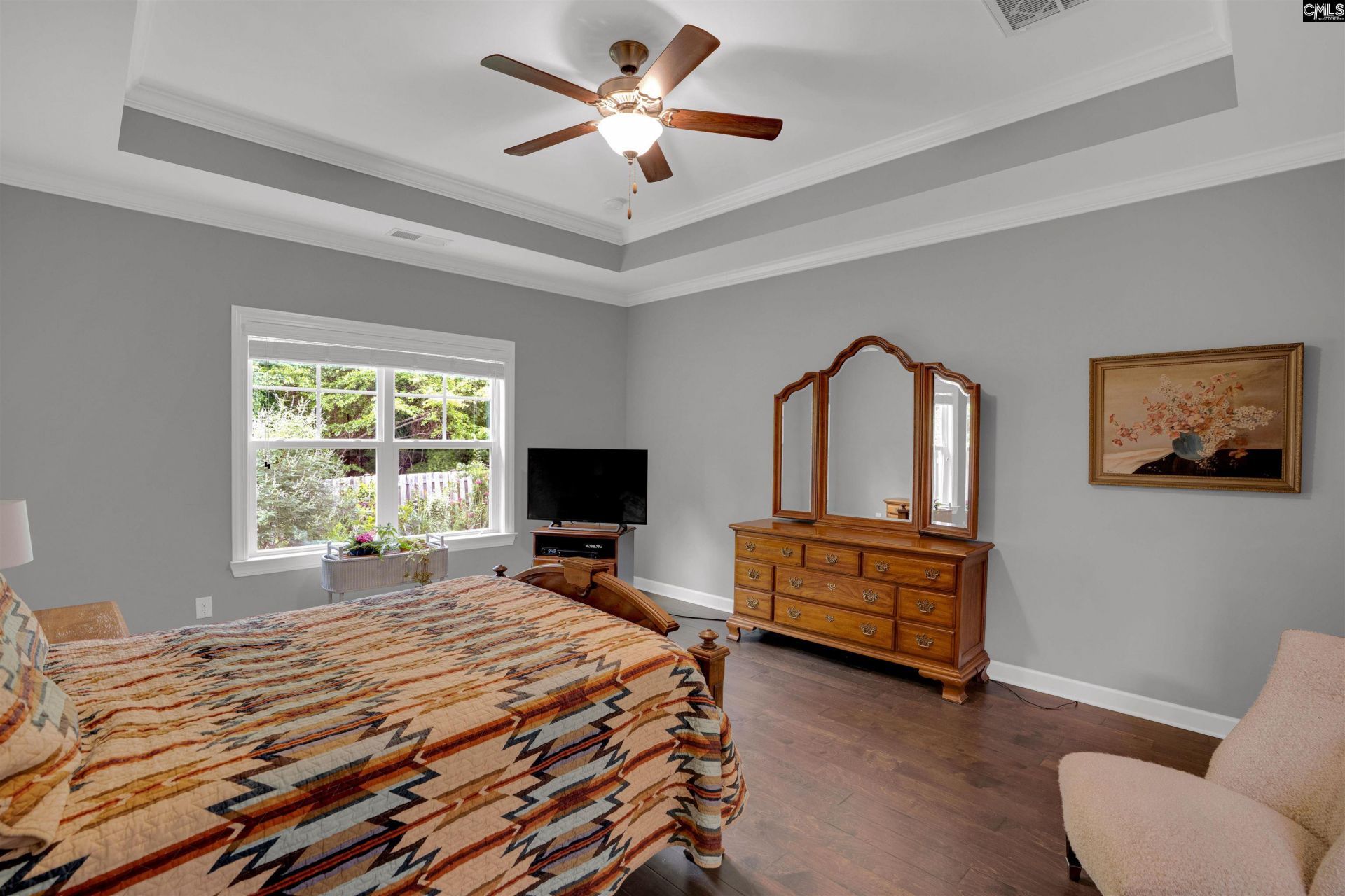 929 Isle Court Photo 24