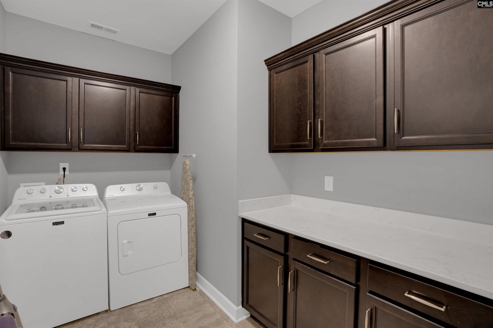 929 Isle Court Photo 32