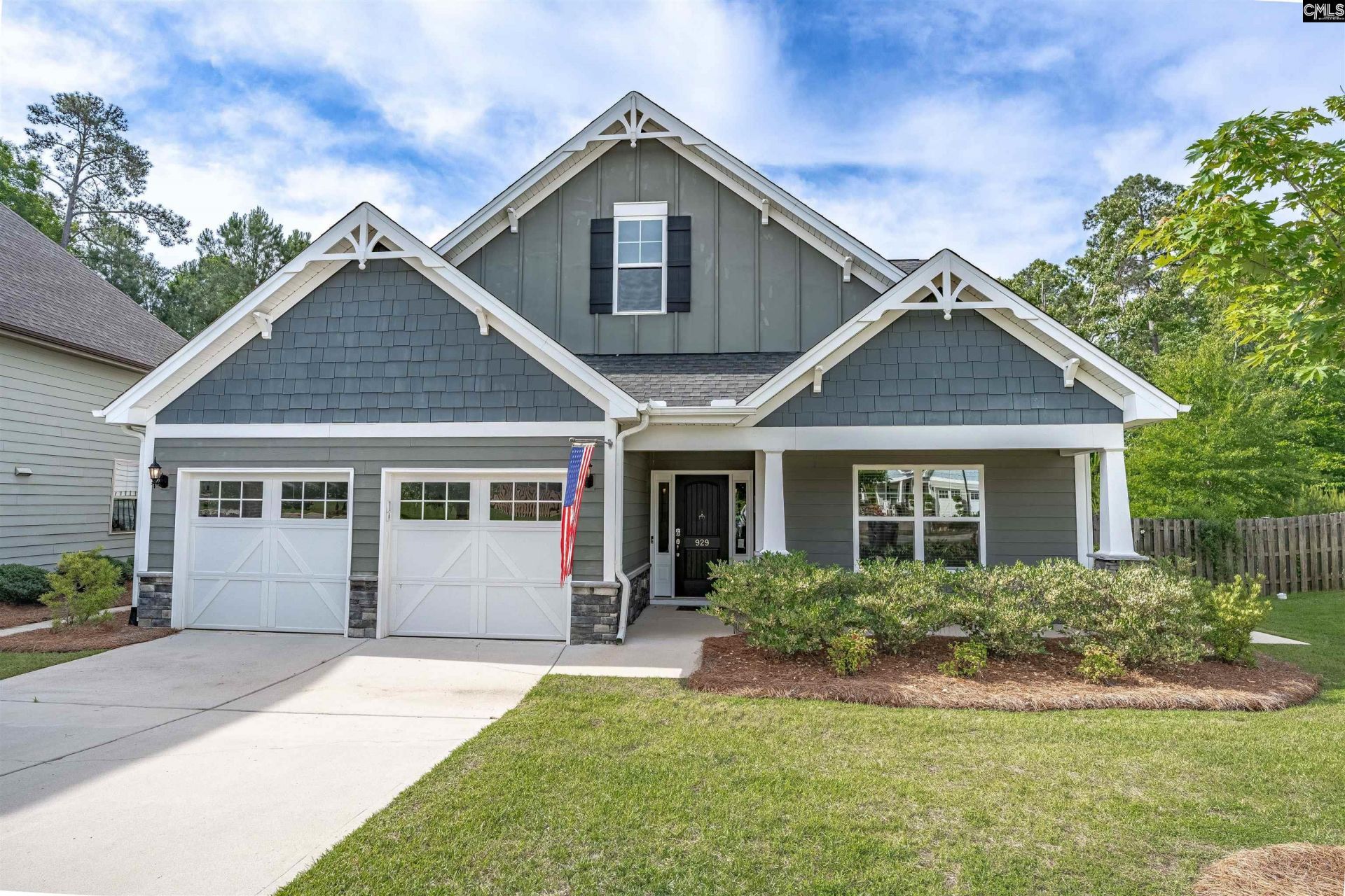 929 Isle Court  Photo 4