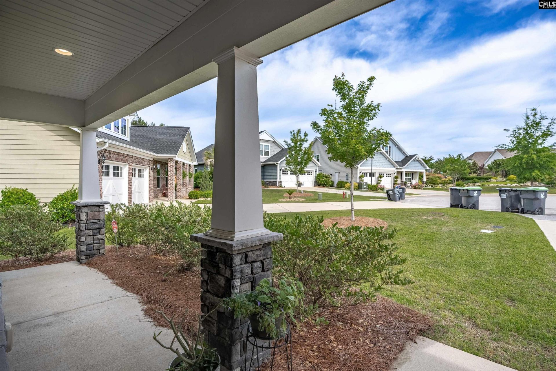 929 Isle Court  Photo 6