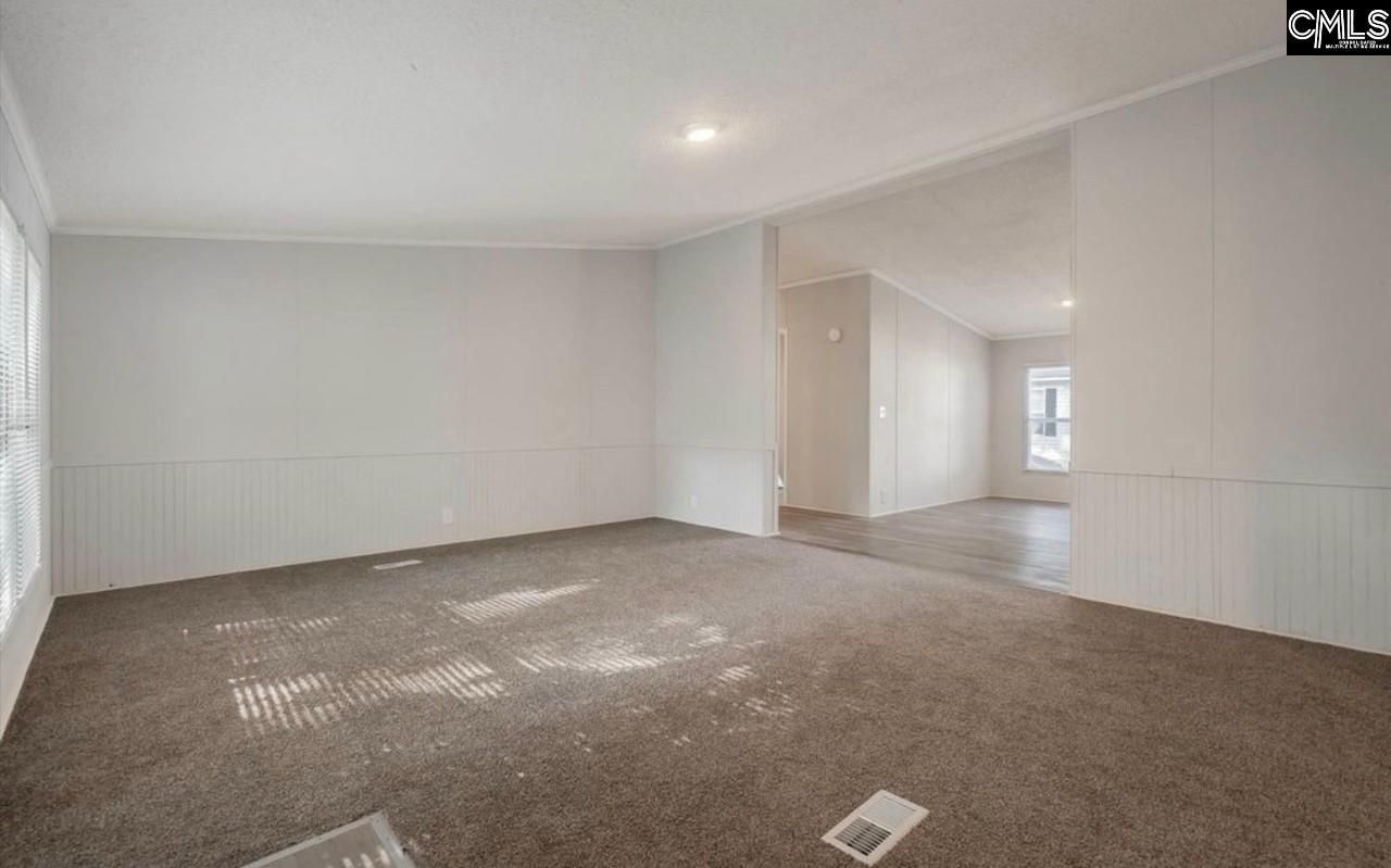 202 Heron Drive  Photo 4