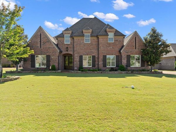 4454 CHESTNUT HILL DR, Collierville, TN 38017