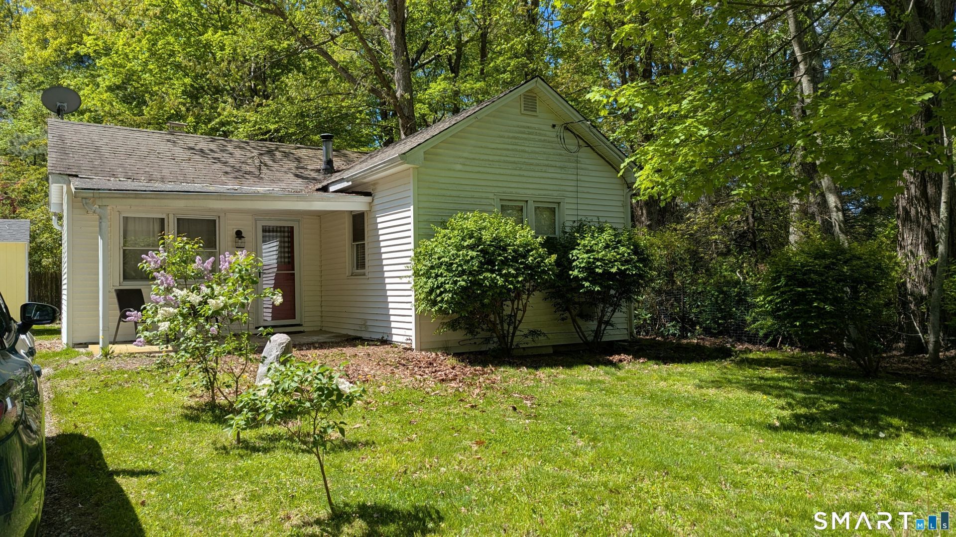 24 Barry, Coventry, CT 06238 Main Photo