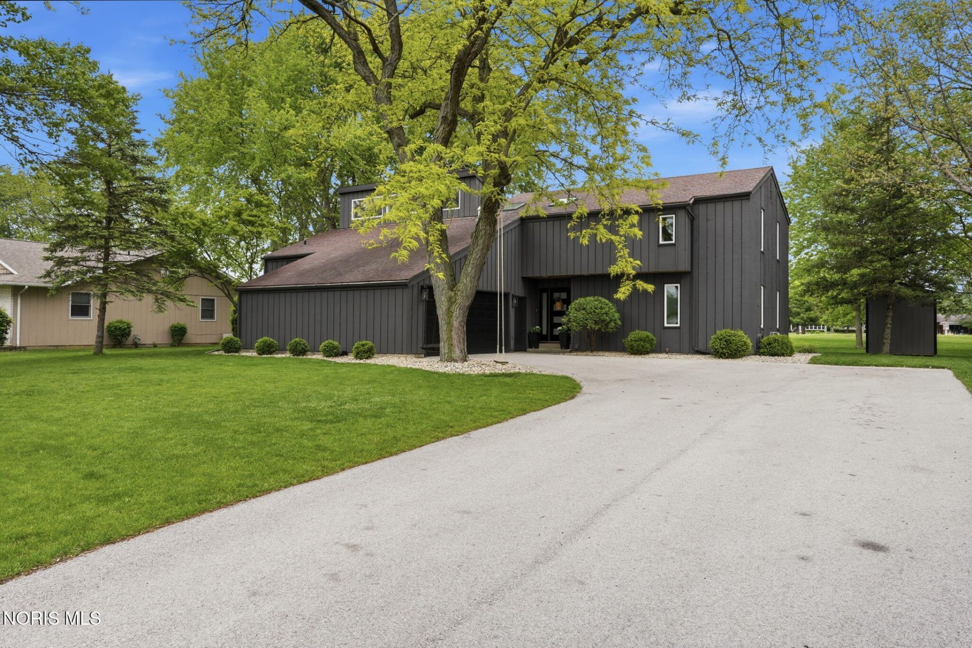 2923 Gleneagle Drive , Findlay, OH 45840 Main Photo